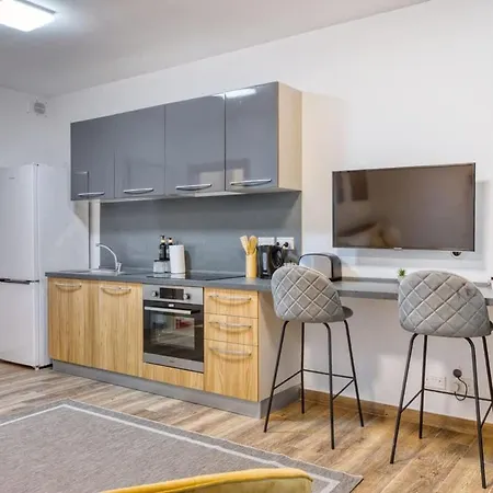 Stylish Studio With Private Balcony, Close To Valletta