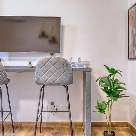 Stylish Studio With Private Balcony, Close To Valletta شقة Tal Guardamangia
